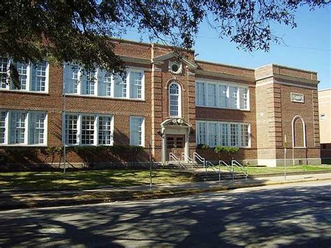 Travis Elementary School (Houston) - Wikiwand