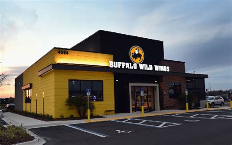 Buffalo Wild Wings Has BOGO On Wing Delivery | Mix 94.1