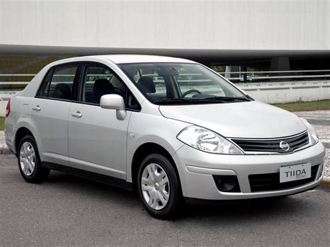 Nissan Tiida Sedan 1.6 i (110 Hp) Automatic