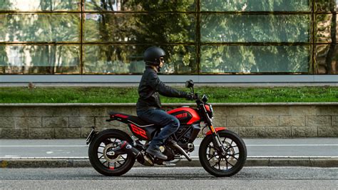 New 2023 Ducati Scrambler Full Throttle Rosso GP ’19 | Motorcycles near Milwaukee