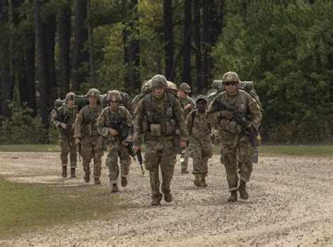 44th Medical Brigade Soldiers compete to be 'Dragon Medic' strong | Article | The United States Army