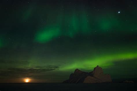 Northern Lights Tour on Snowshoes from Ilulissat 2024