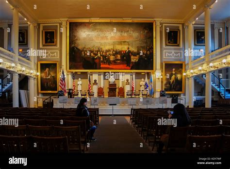 Boston city hall interior hi-res stock photography and images - Alamy