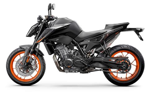 2021 KTM 890 Duke | First Look Review | Rider Magazine