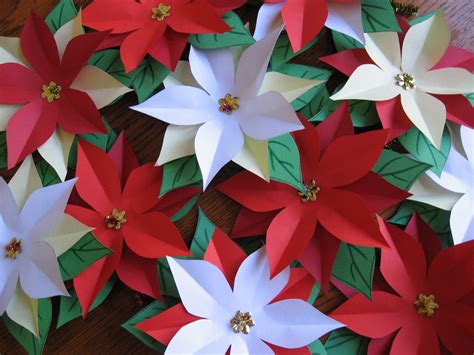 Fifi Colston Creative: Pretty Paper Poinsettias