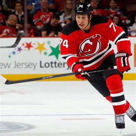 NewJourneys / #TBT: Jordin Tootoo becomes the first Inuk player in the NHL