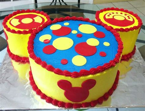 there is a cake that looks like mickey mouses ears