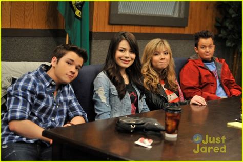 Nora Dershlit is Still Psycho for iCarly! | Photo 452215 - Photo ...