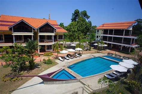 Anjungan Beach Resort, Pangkor | 2022 Updated Prices, Deals