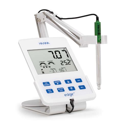 Hanna Edge pH Meter with HI11310 Glass Body Refillable pH Electrode