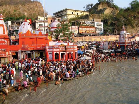 Haridwar ganga aarti darshan tour package | Dada Boudir Tour And Travels