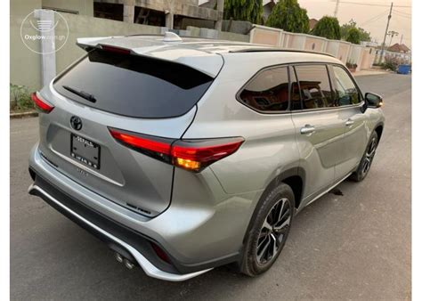 Toyota Highlander XSE | Spintex | Oxglow.com.gh