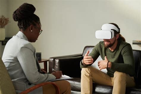 How VR therapy can help you face your fears | therapist.com