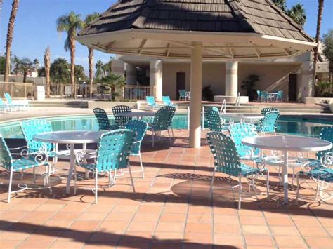 Desert Breezes Resort | California Patio | Outdoor Patio Furniture