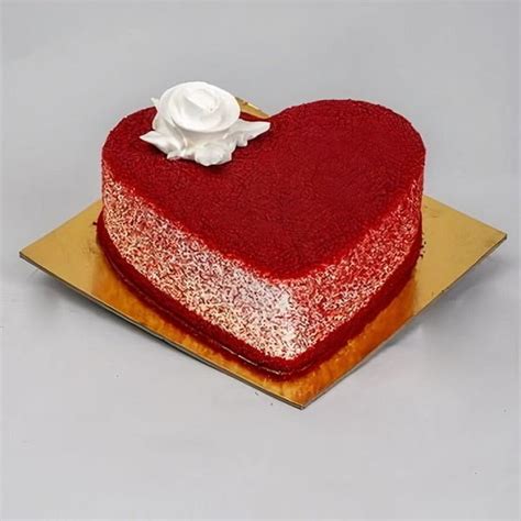 Red Velvet Cake Heart Shape 1 Kg – Shysha