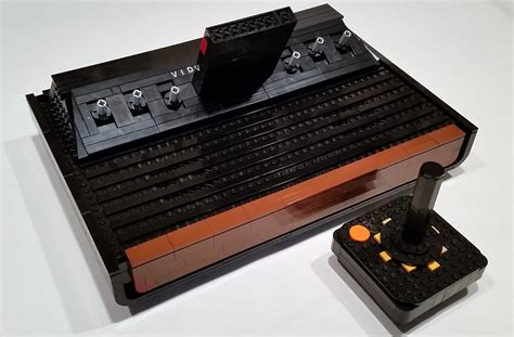 LEGO IDEAS - Atari 2600 Video Computer System (Heavy Sixer) with Joystick