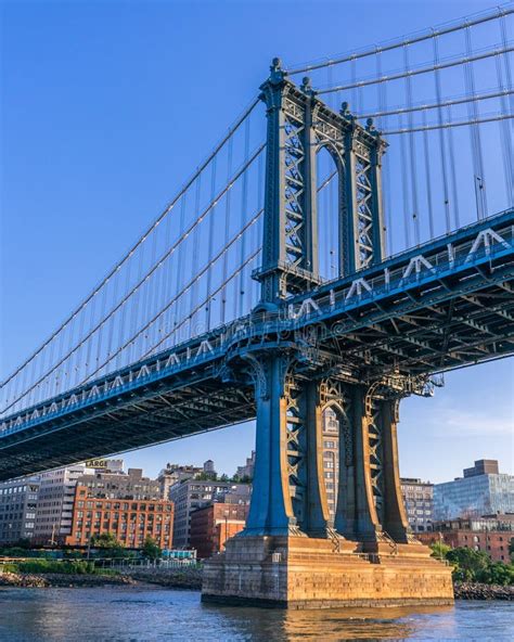 Manhattan Bridge during Sunset Editorial Photo - Image of buildings ...