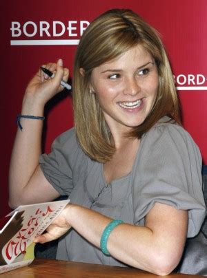 » Jenna Bush at a book-signing in 2008. Carl Anthony Online