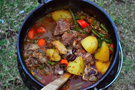 Try this oxtail Potjiekos recipe for Christmas