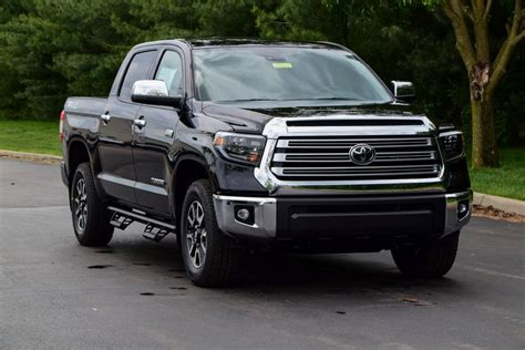 New 2019 Toyota Tundra Limited 4D CrewMax in Boardman #T19965 | Toyota of Boardman