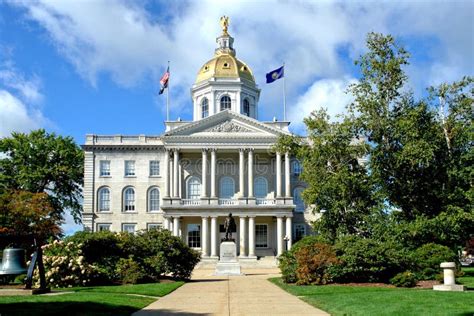 New Hampshire State Capitol Building in Concord NH Stock Photo - Image of greek, house: 11024702