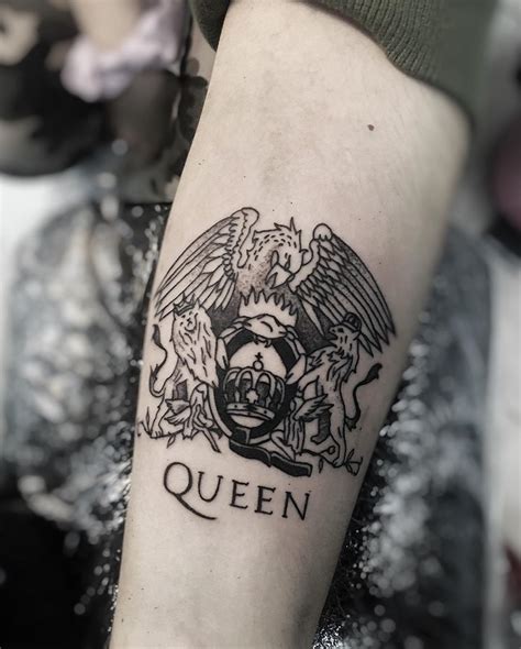 Queen Band Logo Tattoo - image analysis fourier transform