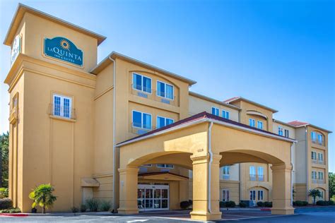 La Quinta Inn & Suites by Wyndham Atlanta-Union City | Union City, GA Hotels