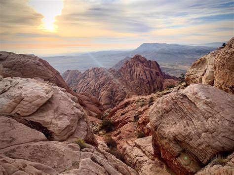 Red Rock Canyon near Las Vegas is all sorts of beautiful. : r/pics