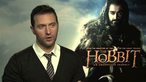 The Hobbit -- Thorin Oakenshield Actor Richard Armitage Interview - YouTube