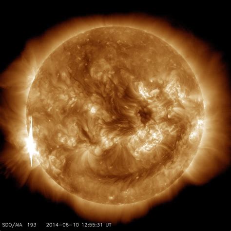 Solar flares and sunspots | CNN