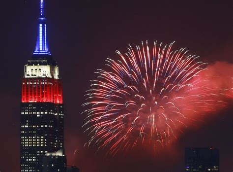 In photos: Fireworks, parades mark 2023 Fourth of July celebrations ...