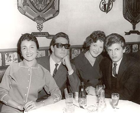 Buddy Holly with his wife Maria Elena out to eat with Phil Everly and a date - 1958 | Buddy ...