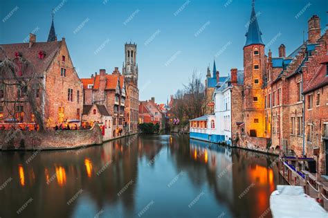 Premium Photo | Bruges belgium night scene