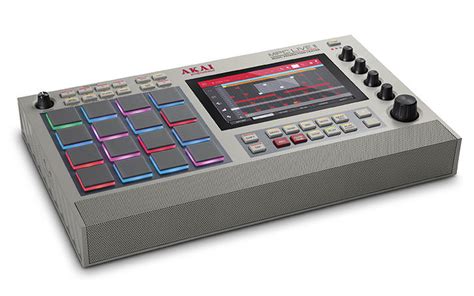 AKAI Professional、伝統の“MPCカラー”の音楽制作マシン、「MPC Live II Retro」を限定発売 - ICON