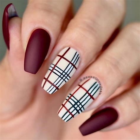 How to make a pretty Christmas tree pattern easily | Plaid nails, Fall ...