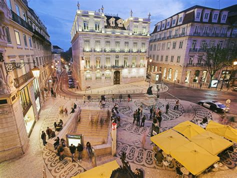 Lisbona | Il Quartiere del Chiado a Lisbona