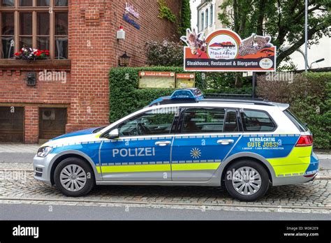 Polizeiauto Deutschland Stockfotos und -bilder Kaufen - Alamy