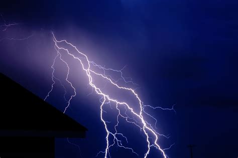 Portland Thunderstorm | Bruce Sussman · Portland Weather | Lightning, Lightning storm, Lightning ...