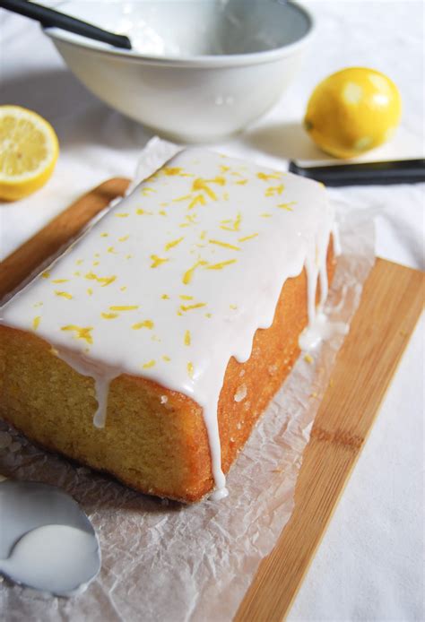 Easy Lemon Drizzle Cake | Lemon cake easy, Lemon cake recipe, Easy lemon drizzle cake