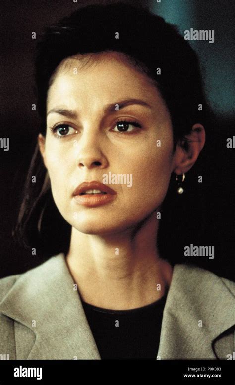 Double jeopardy 1999 ashley judd hi-res stock photography and images - Alamy