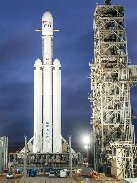 underproductz: FOGUETE SPACEX FALCON HEAVY LANÇADO NO ESPAÇO / FALCON ...