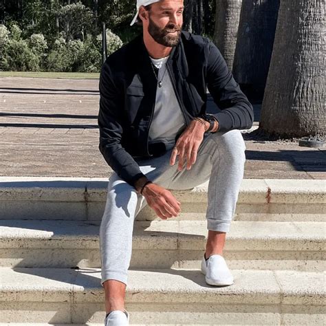 13 Brands Like Vuori For Stylish Athleisure | ClothedUp