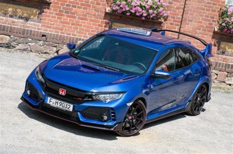 Honda Civic Type R FK8 specs, 0-60, quarter mile, lap times ...