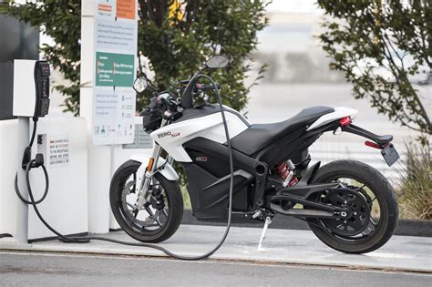 Tesla of electric motorcycles ZERO Motorcycles shares plans - Business Insider