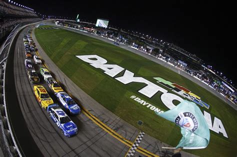 Joey Logano comes just shy of winning his second Daytona 500 - Jayski's ...