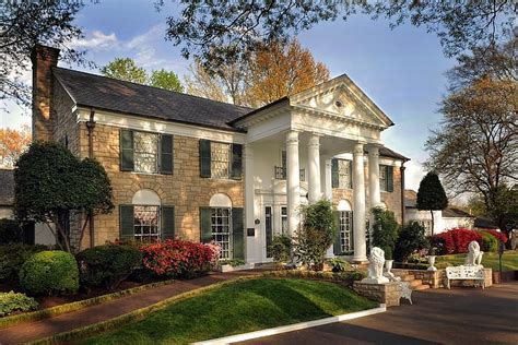 Tripadvisor | Tour VIP di Graceland, la tenuta di Elvis Presley con biglietto saltafila e aerei ...