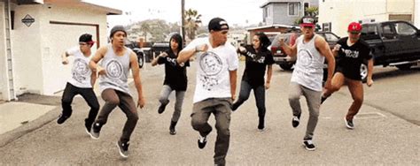 Hip Hop Dancing GIF - Find & Share on GIPHY