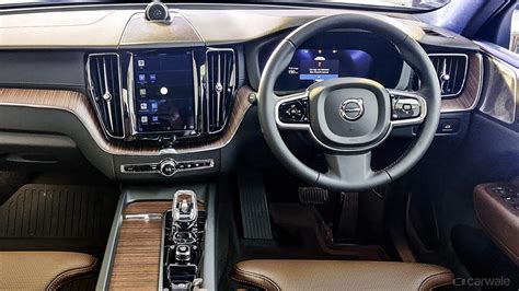 XC60 Dashboard Image, XC60 Photos in India - CarWale