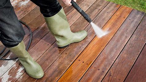 Pressure Washing Deck Tips and Tricks