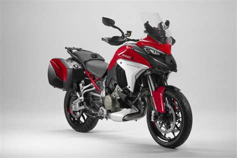 2021 Ducati Multistrada V4 First Look - Cycle News